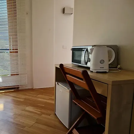 Pizzo Cane House Con Bagno E Piscina Altavilla Milicia