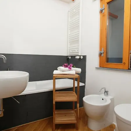 Pizzo Cane House Con Bagno E Piscina Altavilla Milicia